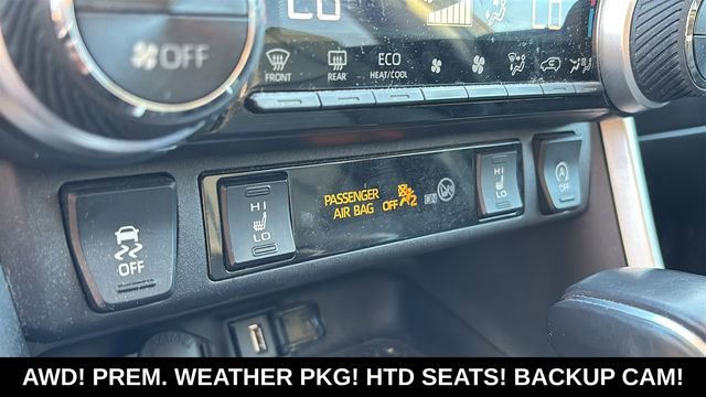 Used 2021 Toyota RAV4 XLE Premium image 20