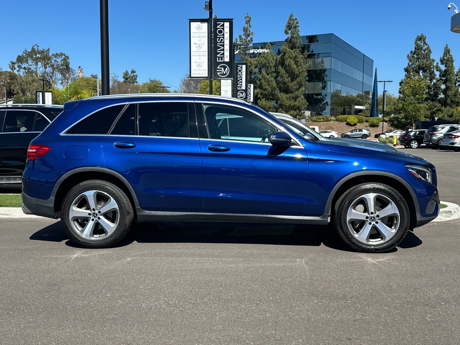 Used 2019 Mercedes-Benz GLC 300 image 2