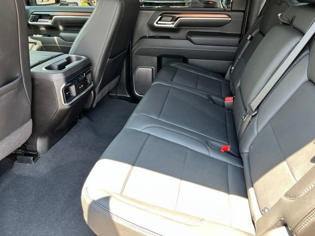 Used 2025 GMC Sierra 3500 Denali w/ Denali Reserve Package AWD/4WD image 19