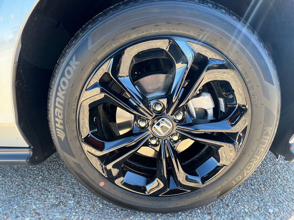 New 2025 Honda Accord SE image 10