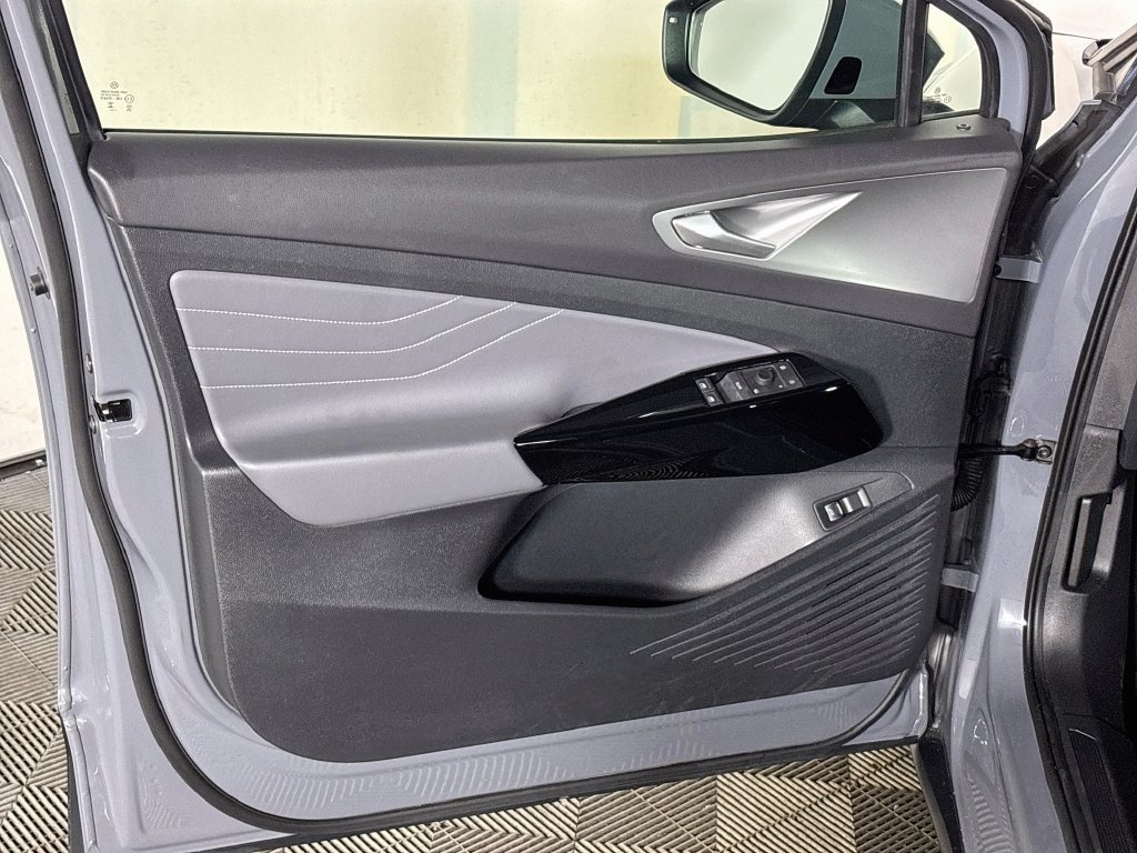 Certified 2023 Volkswagen ID.4 Pro S RWD image 11