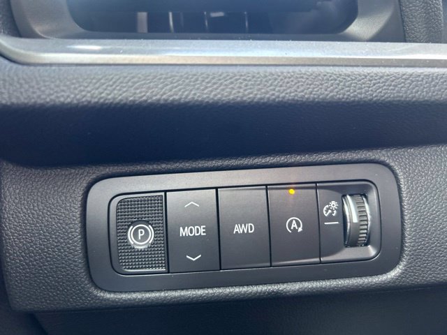 New 2027 Chevrolet Traverse LT w/ Driver Confidence Package AWD/4WD image 24