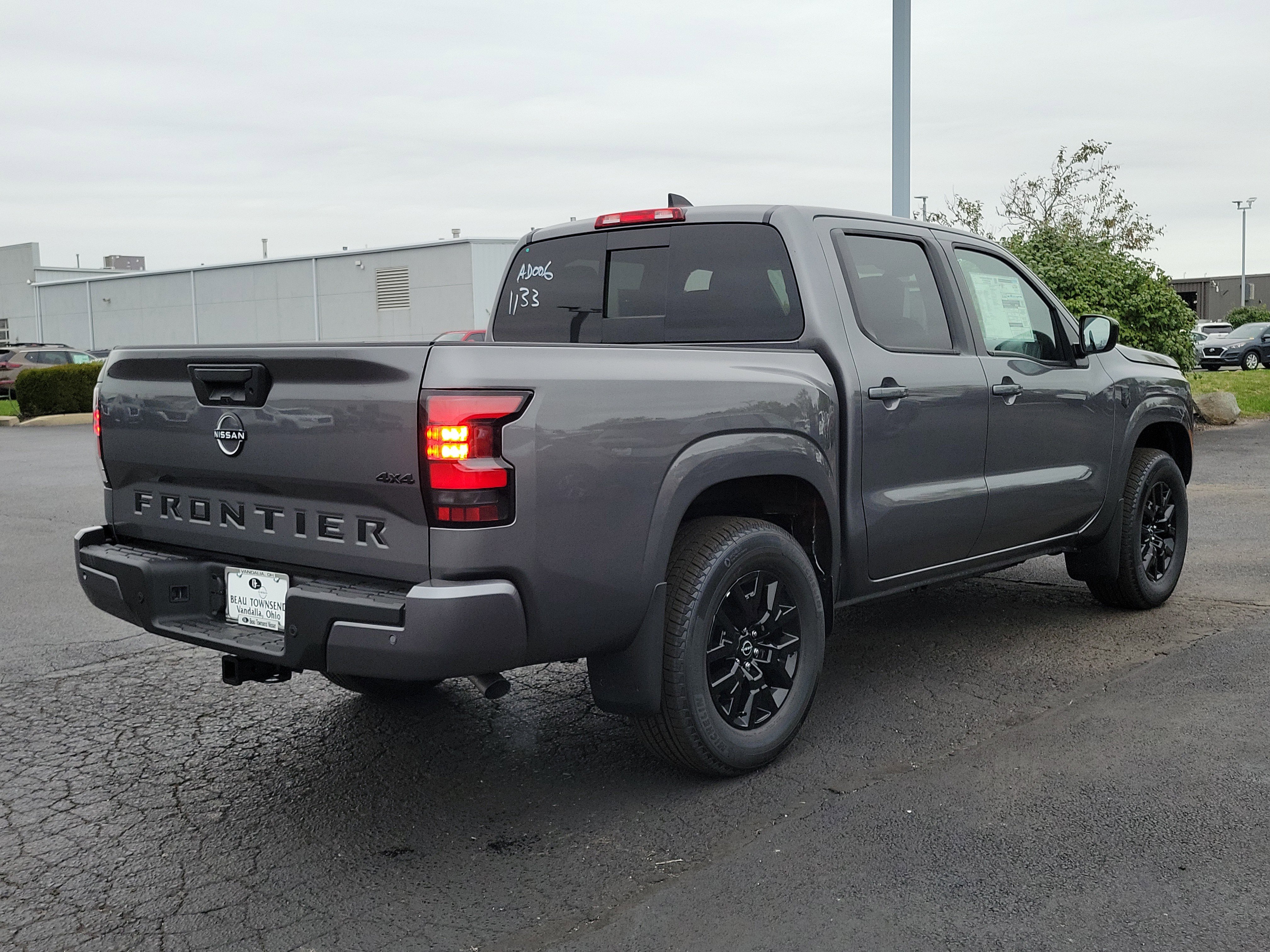 New 2026 Nissan Frontier SV image 4