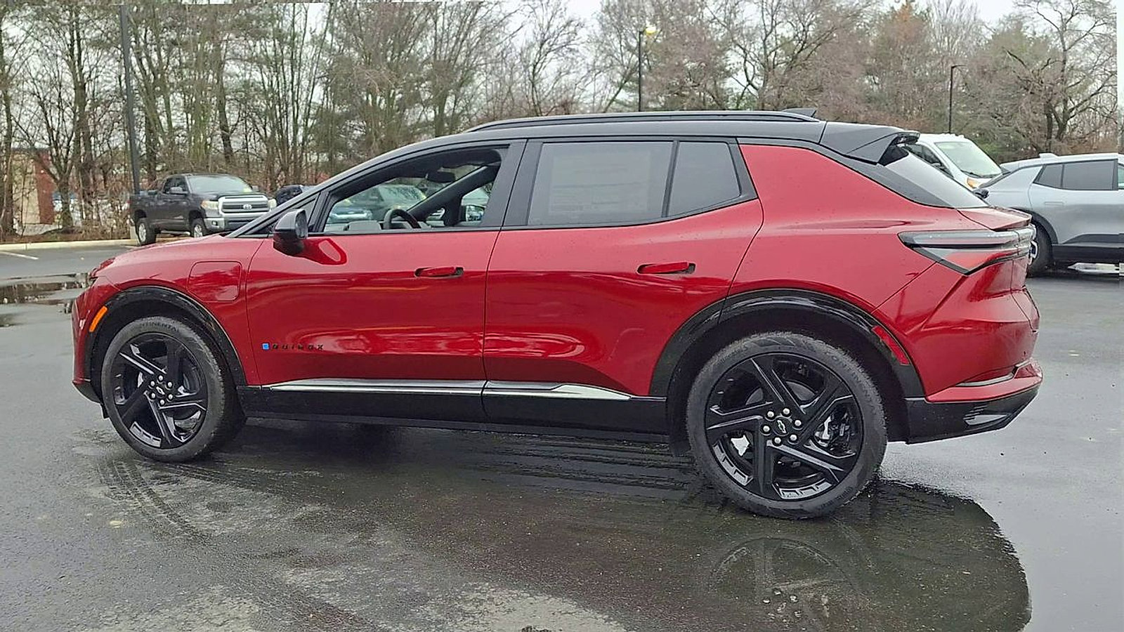 New 2026 Chevrolet Equinox EV RS FWD image 8