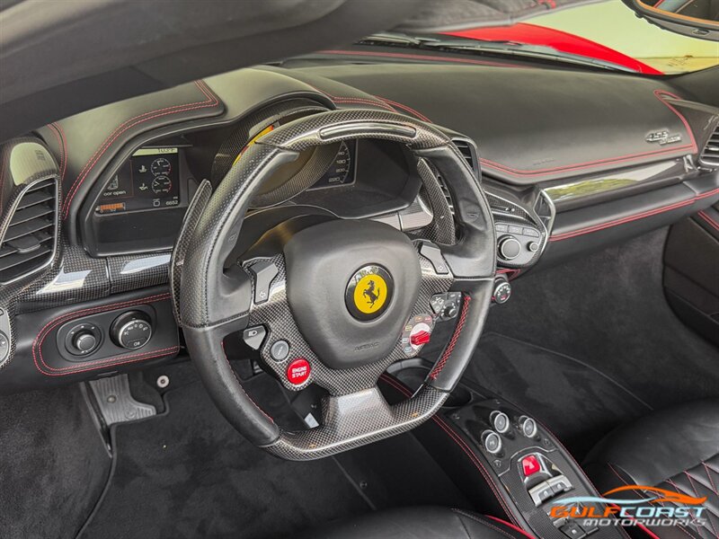 Used 2013 Ferrari 458 Spider RWD image 28
