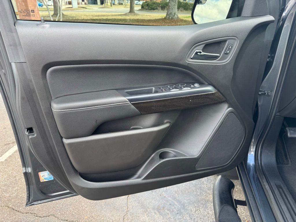 Used 2016 GMC Canyon SLE image 13