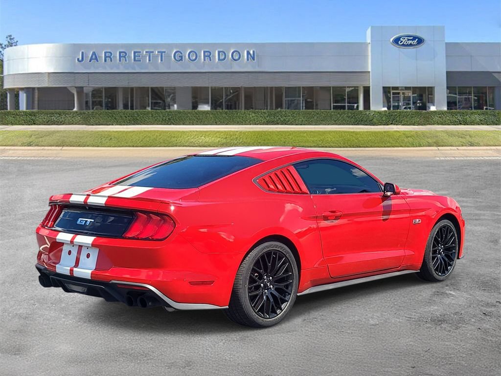 Used 2018 Ford Mustang GT RWD image 4
