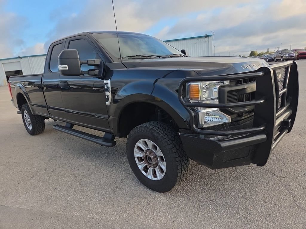 Used 2022 Ford F350 XL w/ Power Equipment Group AWD/4WD image 3