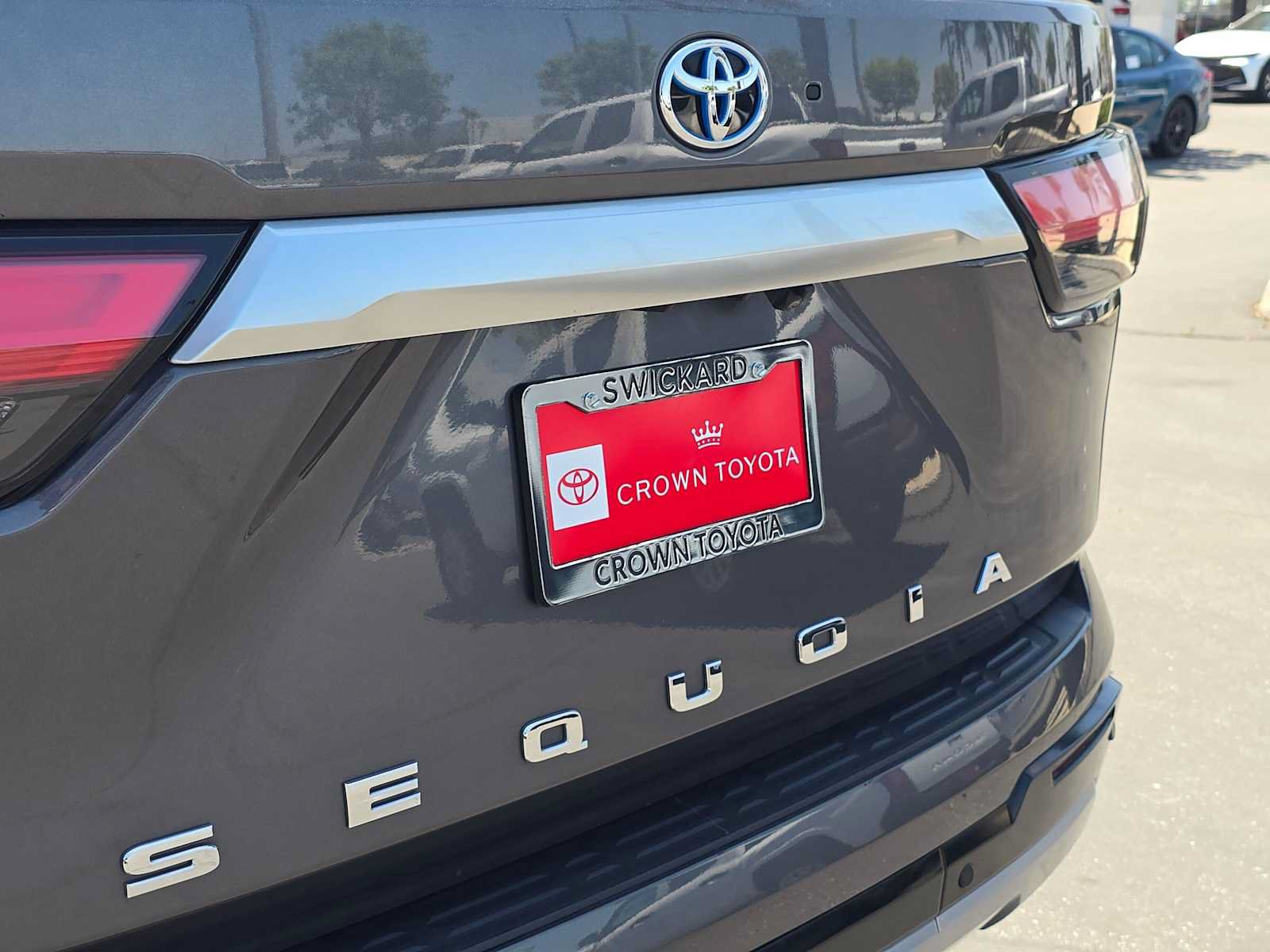 Certified 2024 Toyota Sequoia Capstone AWD/4WD image 16
