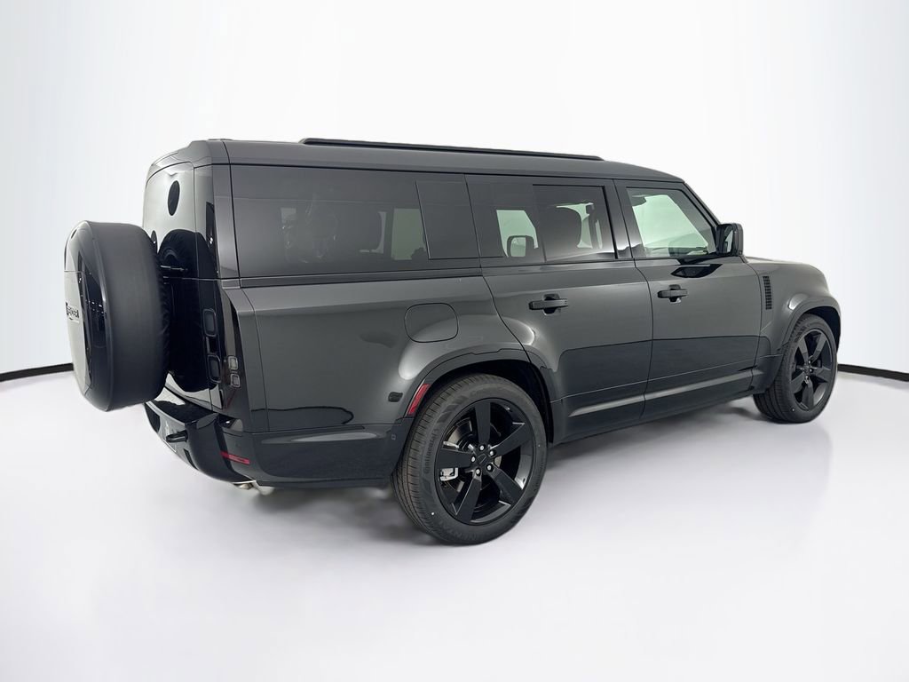 New 2026 Land Rover Defender 130 X-Dynamic SE AWD/4WD image 5
