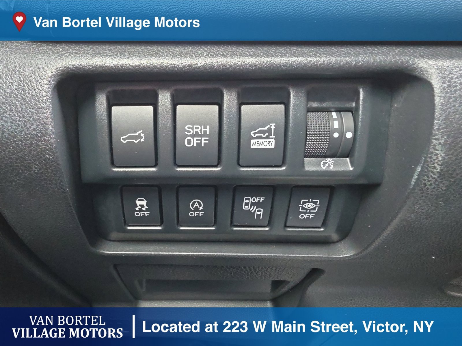Used 2020 Subaru Forester Touring AWD/4WD image 18