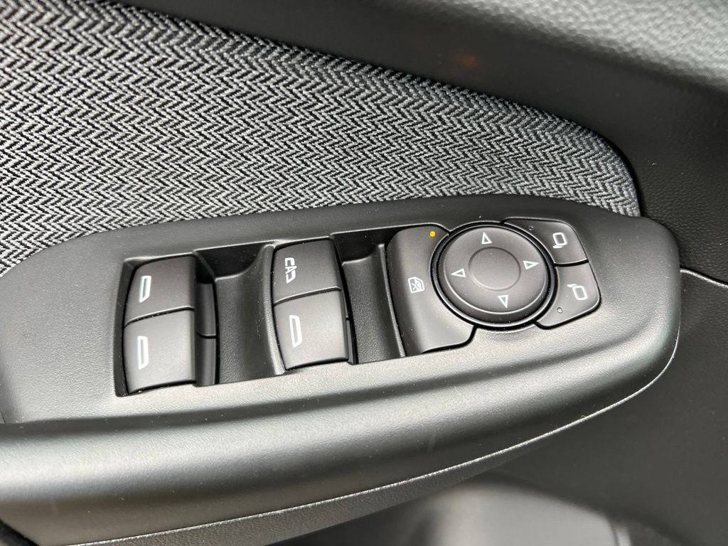 Used 2023 Chevrolet TrailBlazer LT FWD image 7