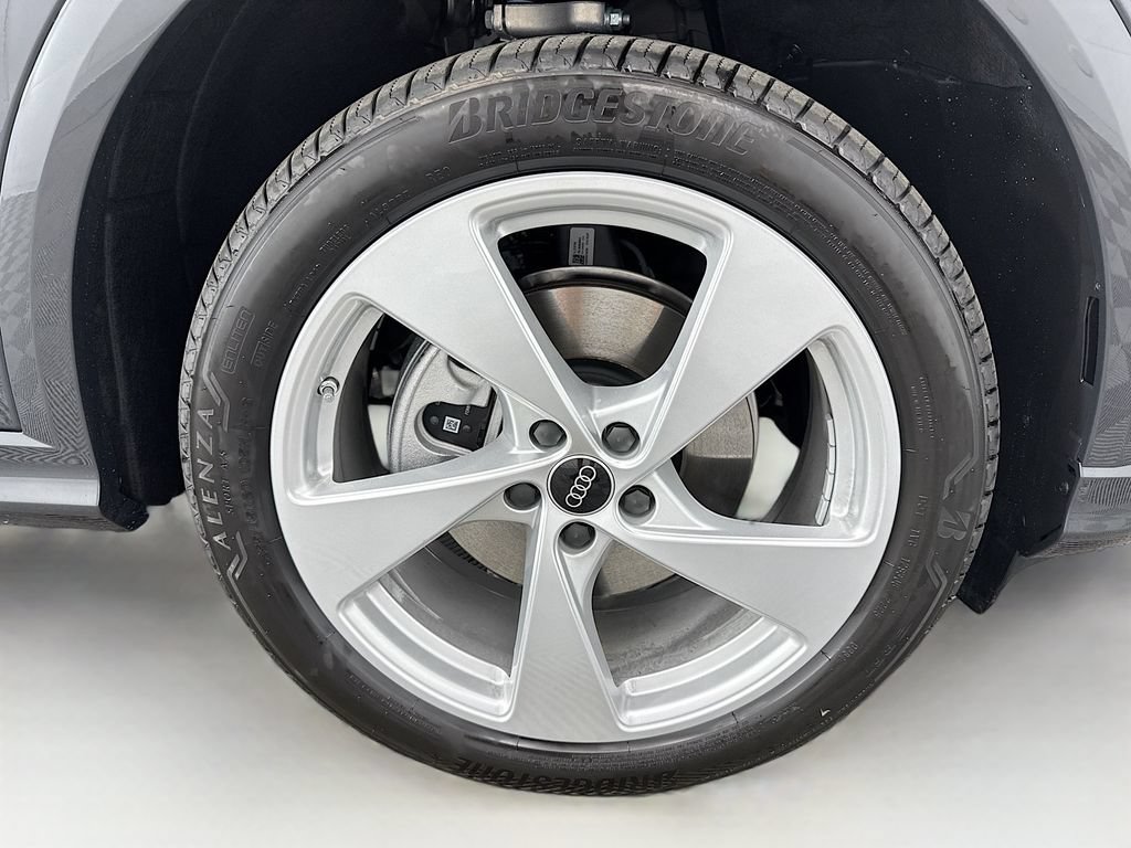 Used 2025 Audi Q5 Premium Plus AWD/4WD image 33