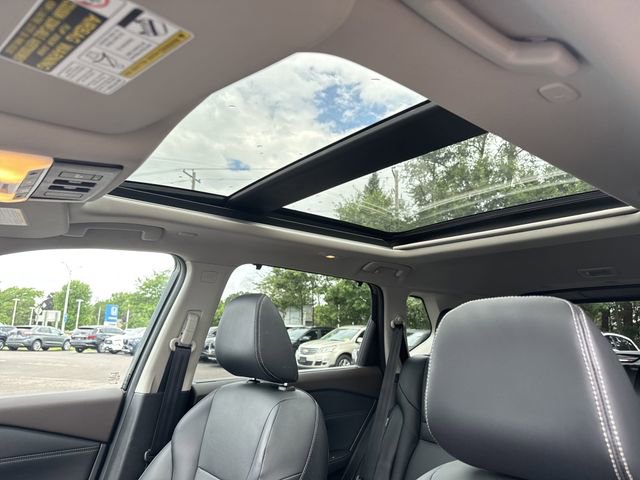 Used 2022 Nissan Rogue SL w/ SL Premium Package image 7