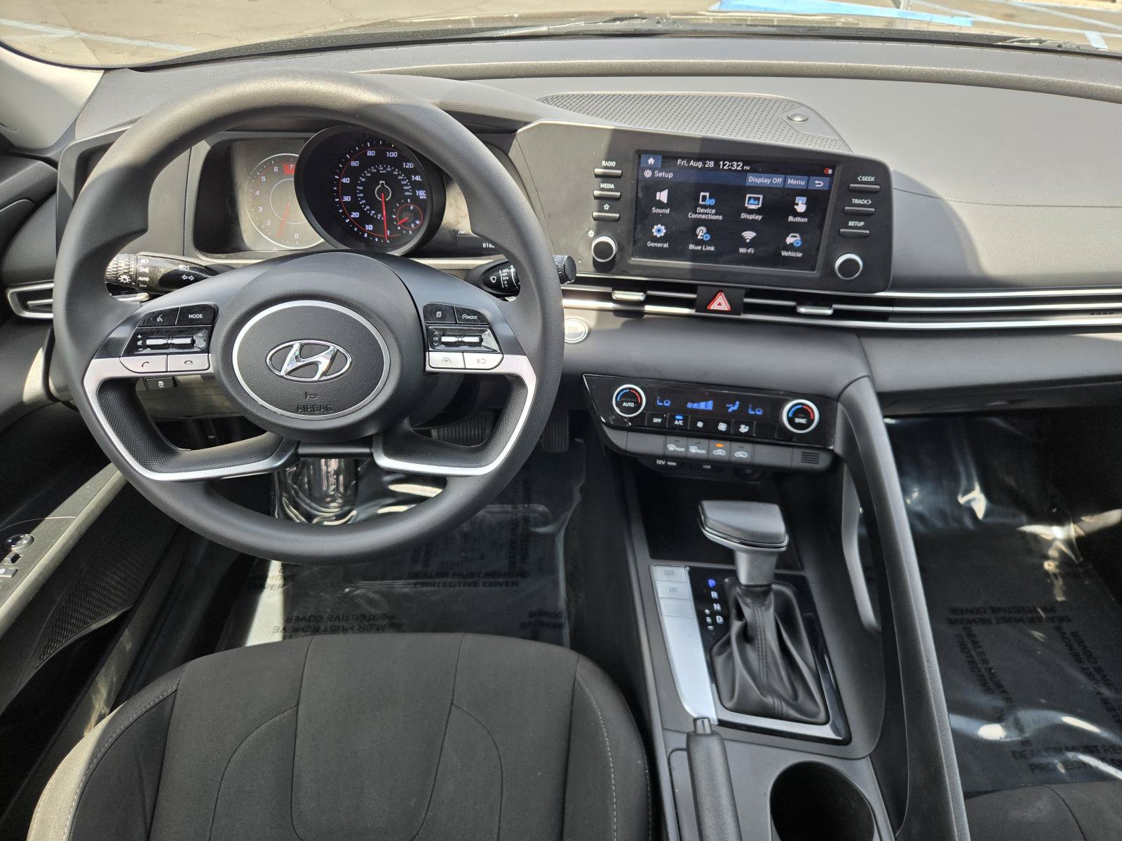 Used 2022 Hyundai Elantra SEL FWD image 6