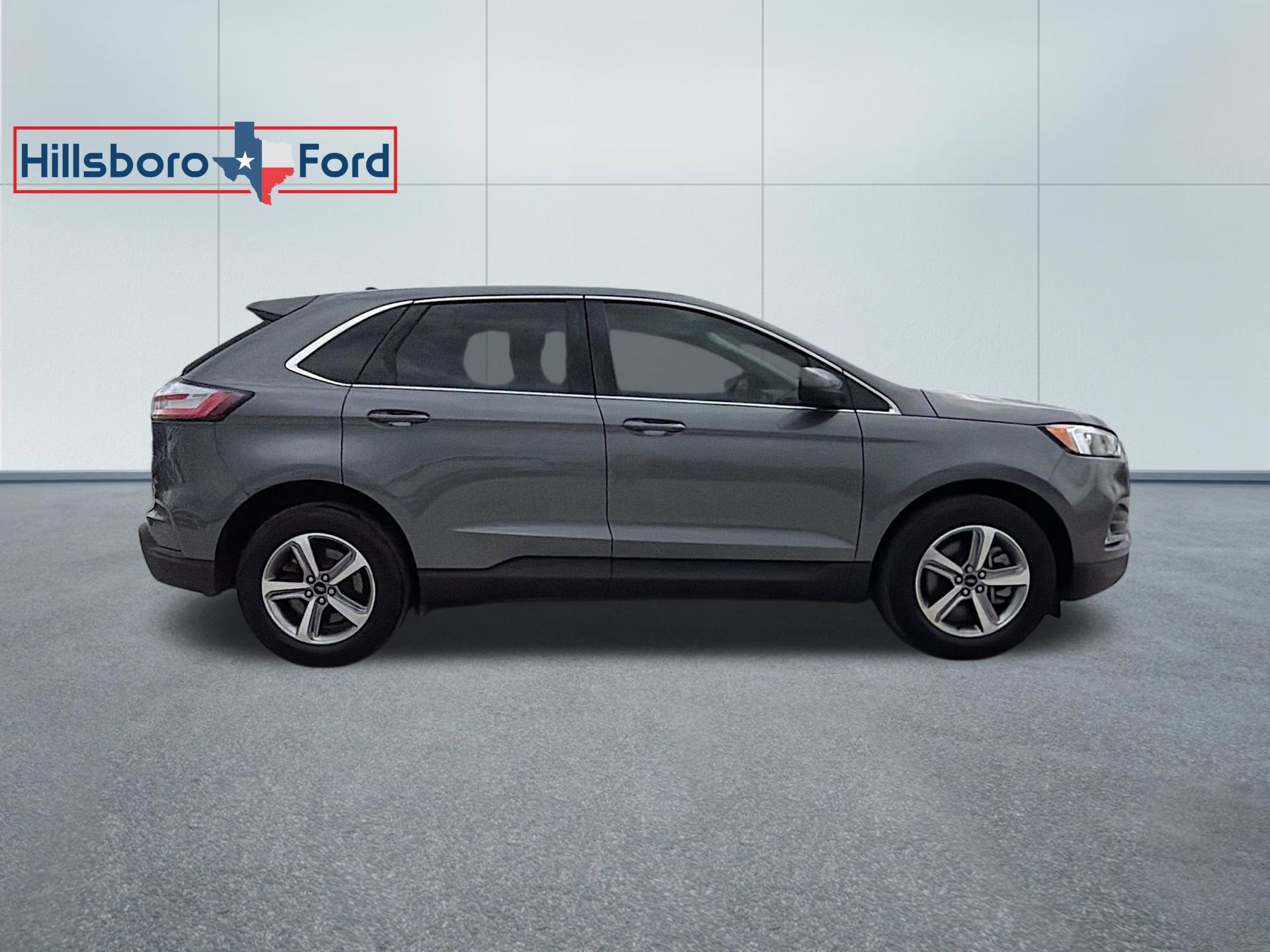 Used 2024 Ford Edge SEL w/ Convenience Package image 5