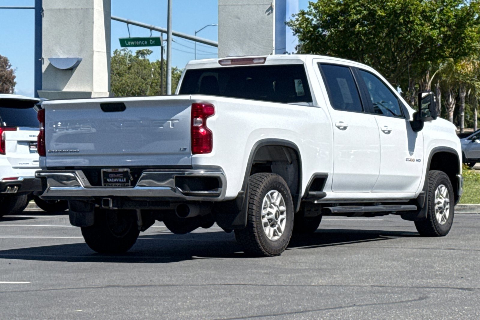 Used 2024 Chevrolet Silverado 2500 LT w/ Convenience Package image 5
