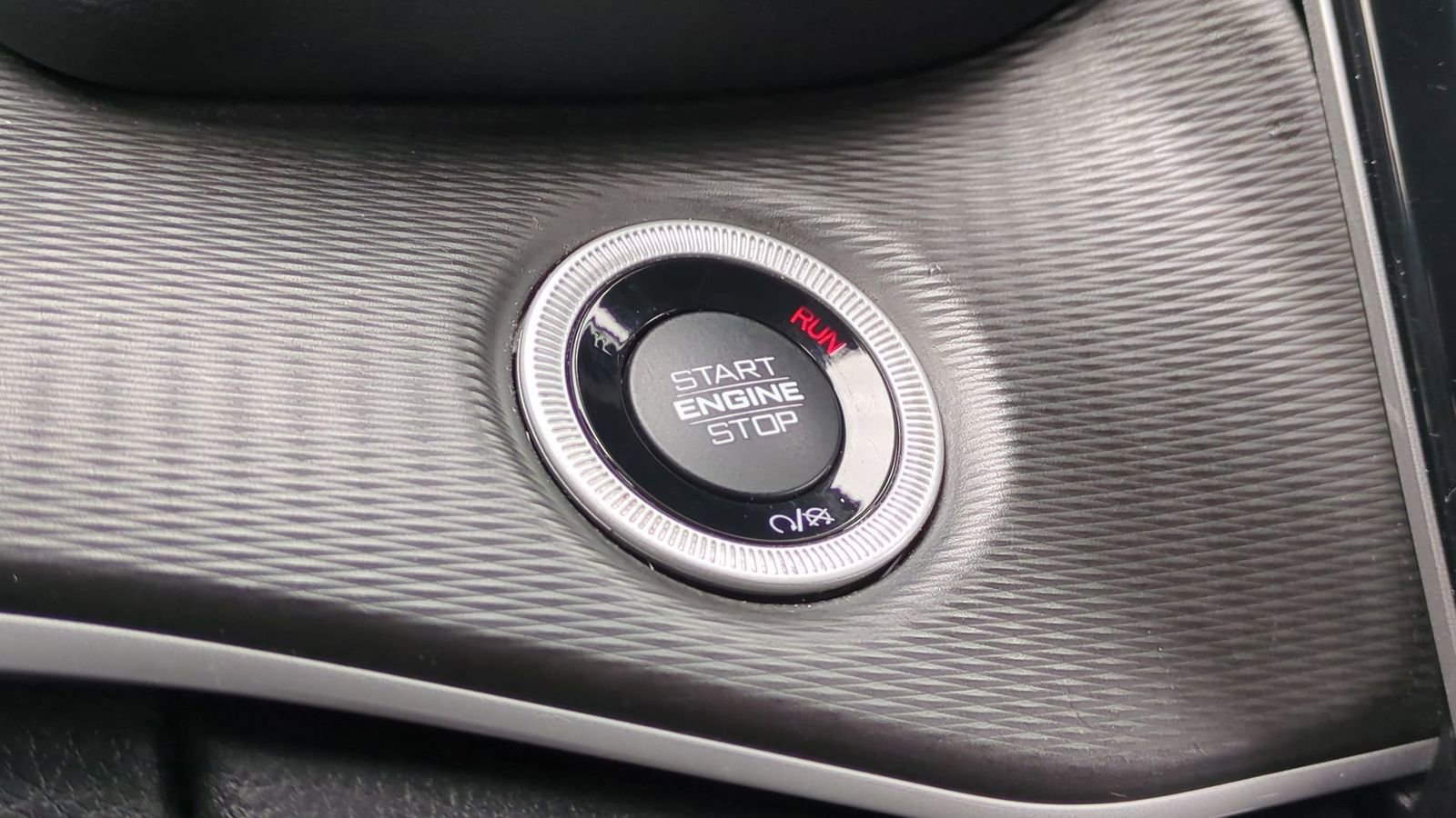 Used 2023 Jeep Grand Cherokee Altitude image 32