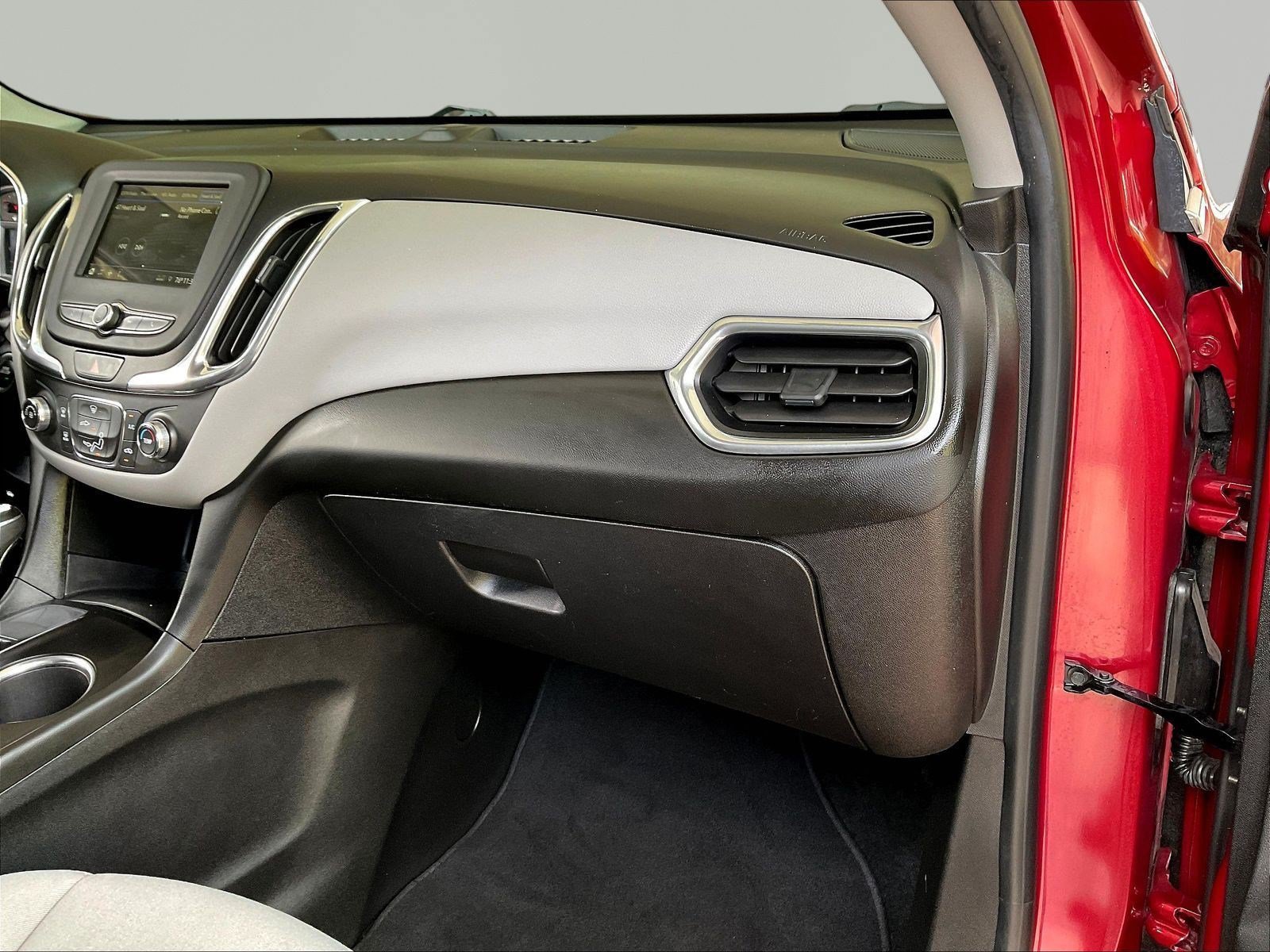 Used 2019 Chevrolet Equinox LT FWD image 25
