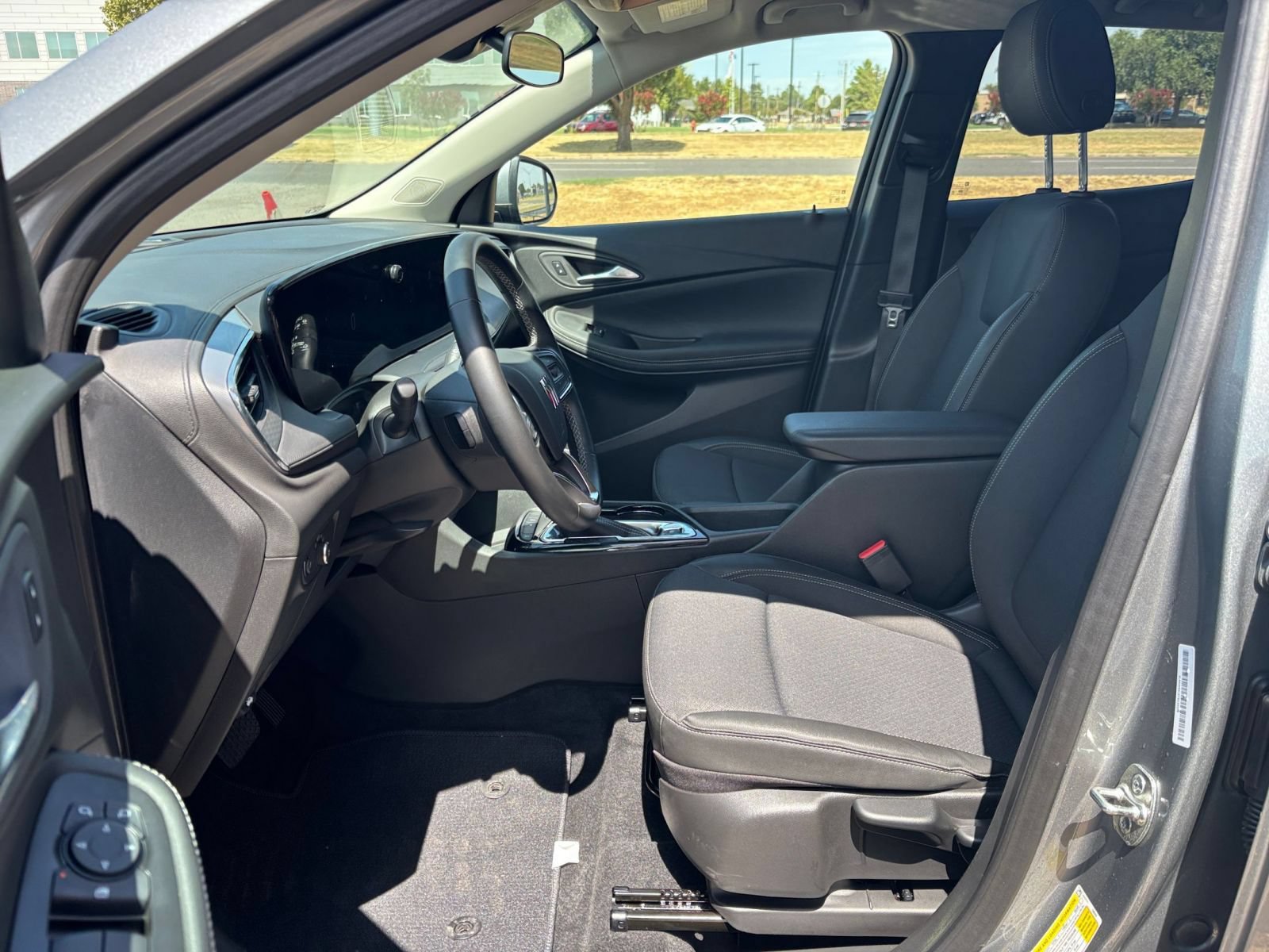Used 2026 Buick Encore GX Preferred FWD image 25
