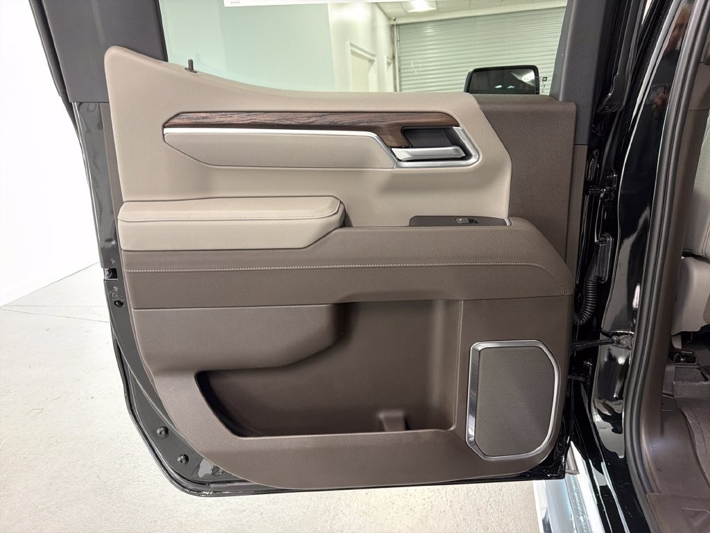 New 2026 GMC Sierra 1500 SLT w/ SLT Premium Plus Package AWD/4WD image 12