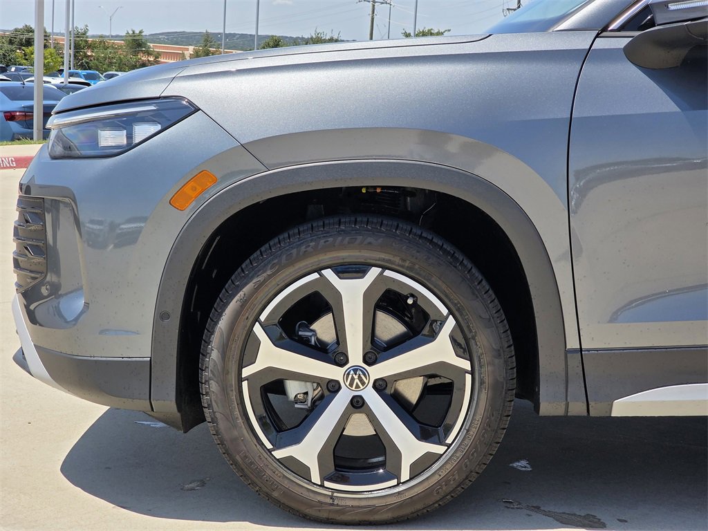 New 2025 Volkswagen Tiguan SE image 5