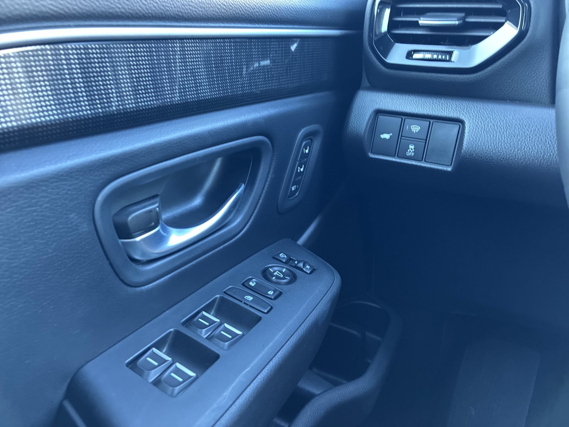 Certified 2025 Honda Pilot Black Edition image 40