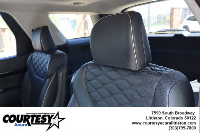 Used 2022 Hyundai Palisade Limited w/ Cargo Package AWD/4WD image 26