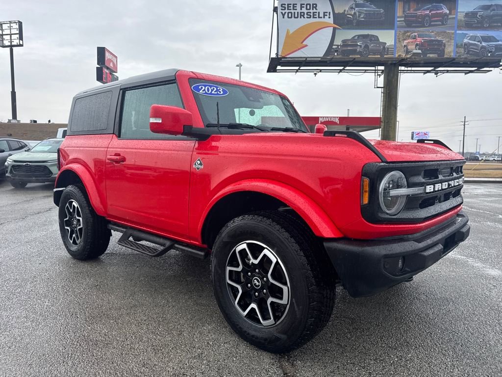 Used 2023 Ford Bronco Outer Banks image 9