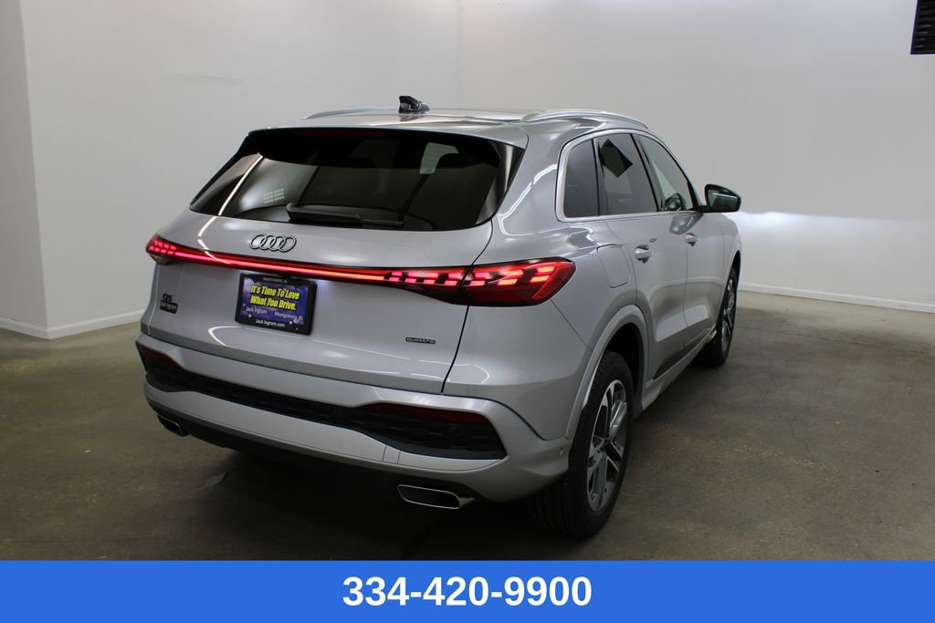 New 2025 Audi Q5 Premium image 4