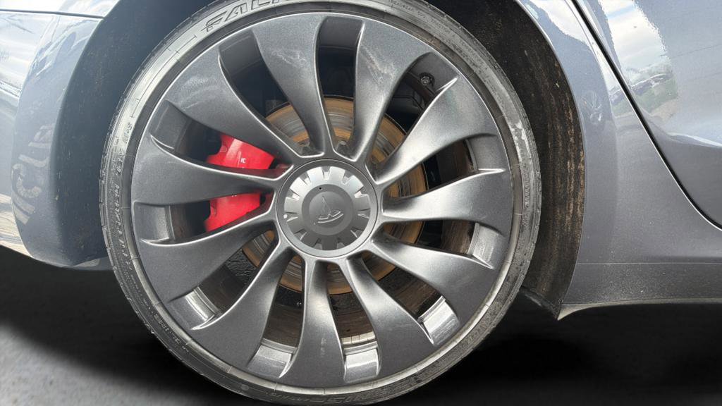 Used 2023 Tesla Model 3 Performance image 13
