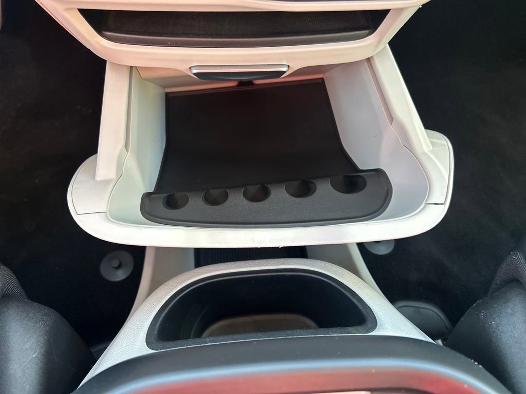 Used 2024 Chrysler Pacifica Touring-L image 21