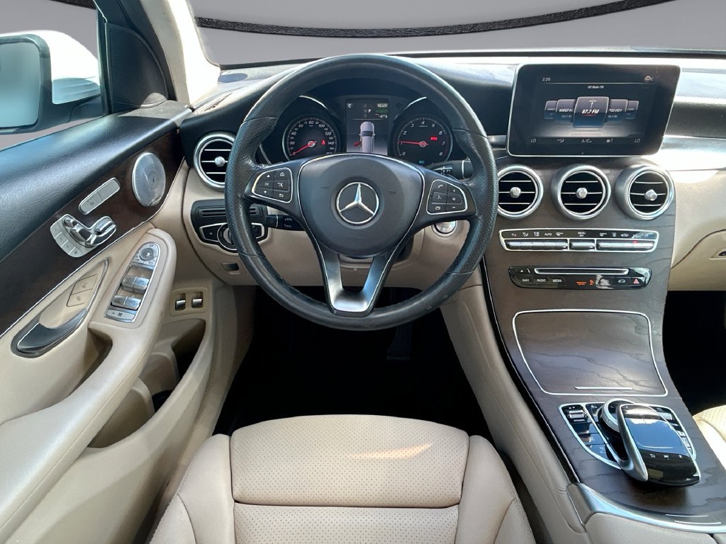 Used 2019 Mercedes-Benz GLC 350e 4MATIC image 31