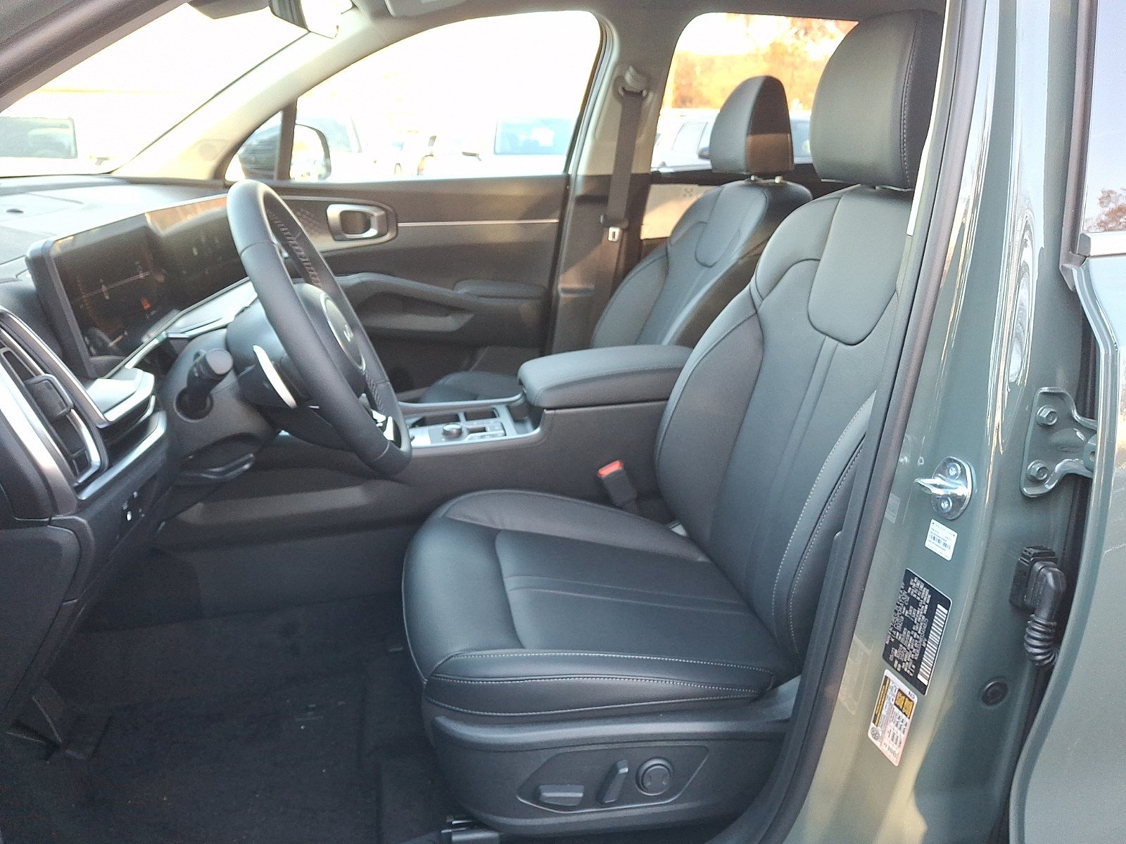 New 2025 Kia Sorento EX AWD/4WD image 6