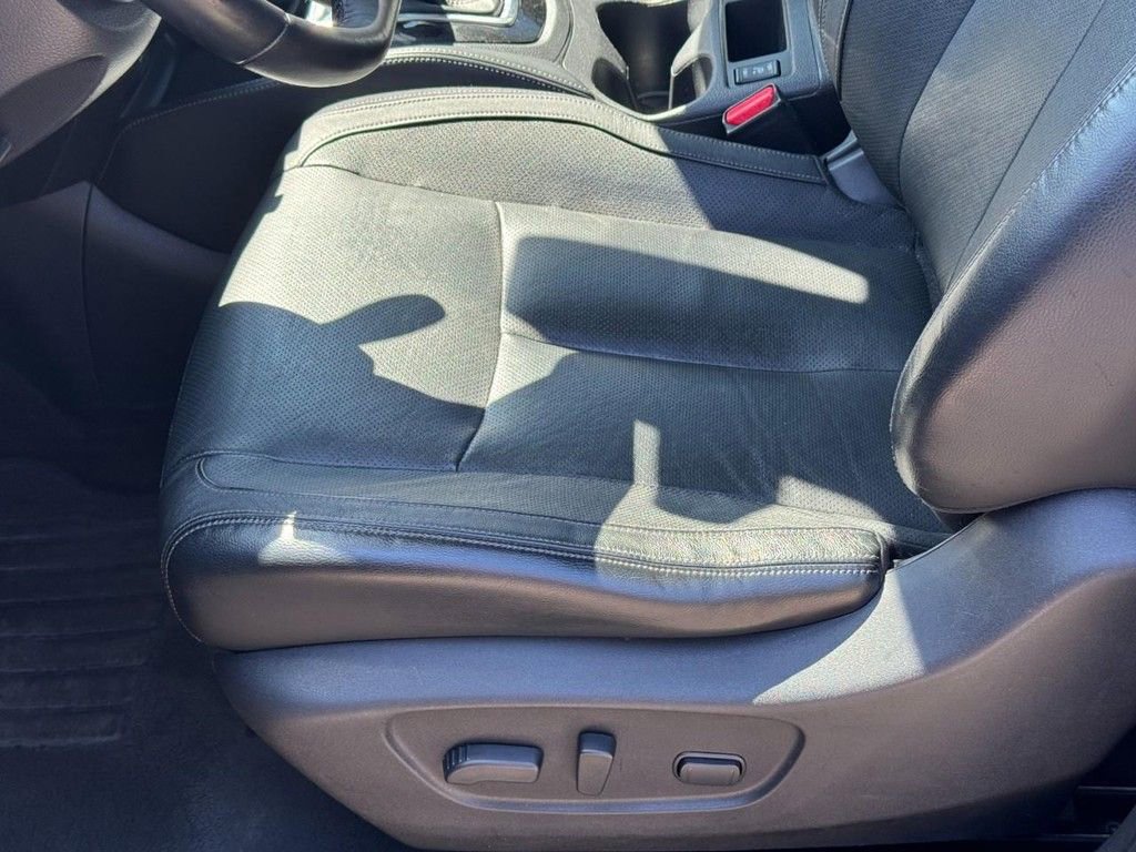 Used 2017 Nissan Rogue SL w/ SL Premium Package image 17