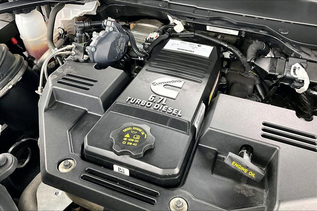 Used 2024 RAM 2500 Laramie w/ Safety Group AWD/4WD image 35