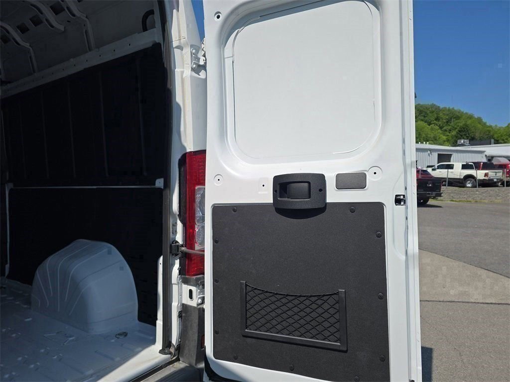 New 2025 RAM ProMaster 2500 w/ Cold Weather Group image 24