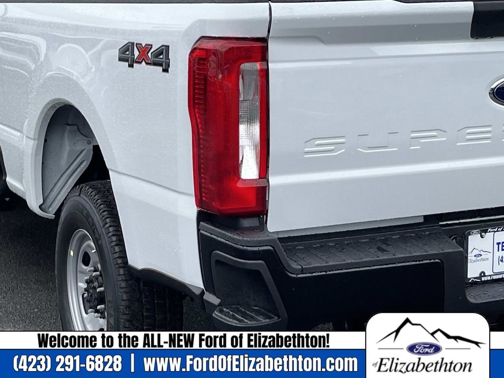 New 2026 Ford F250 4x4 Regular Cab Super Duty image 6