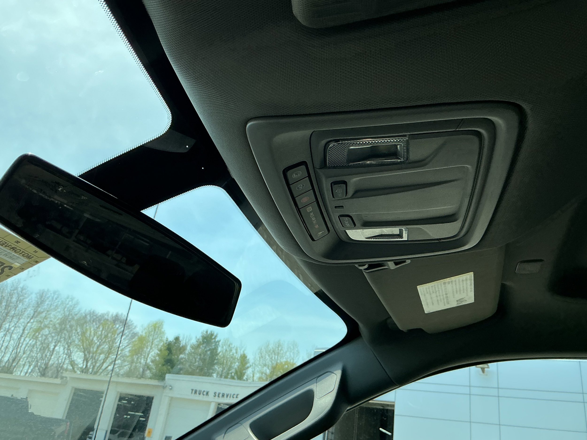 Certified 2021 Chevrolet Silverado 1500 Custom AWD/4WD image 10