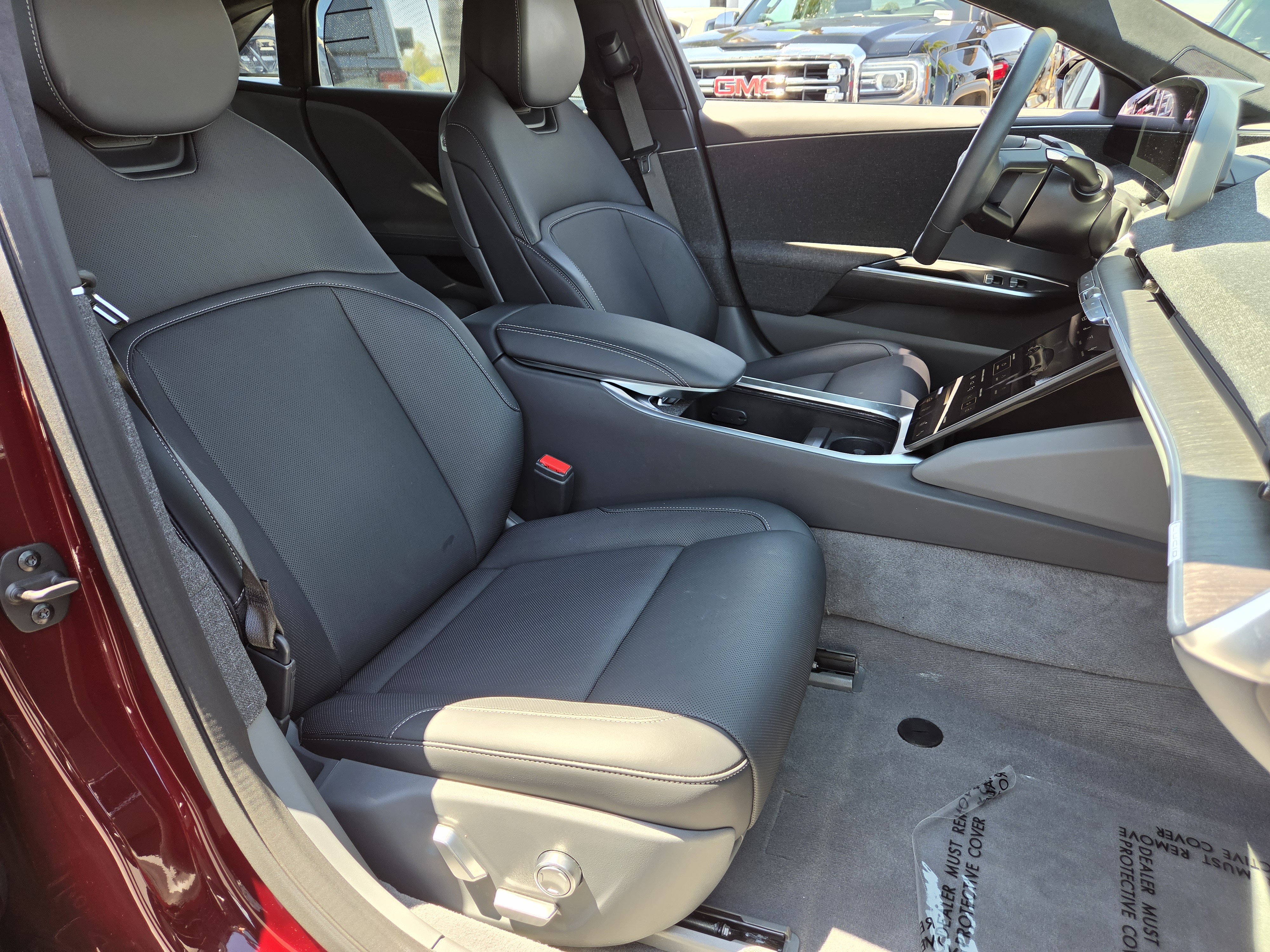 Used 2024 Lucid Air Touring AWD/4WD image 35