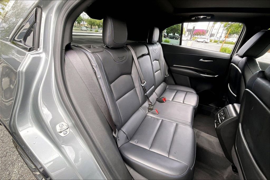 Used 2024 Cadillac XT4 Sport w/ Cold Weather Package FWD image 18