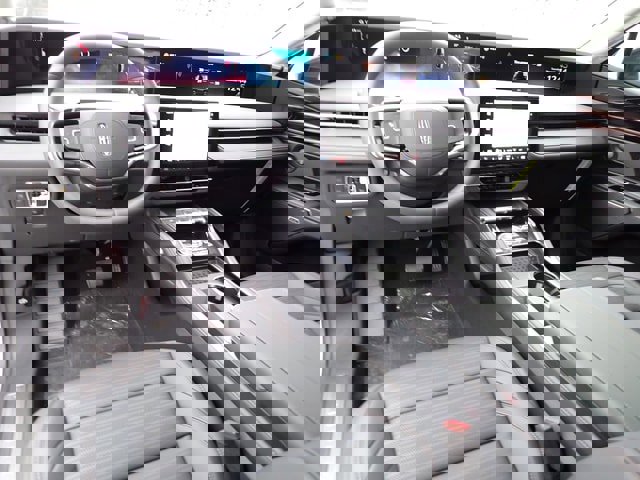 New 2026 Lincoln Nautilus Reserve image 17