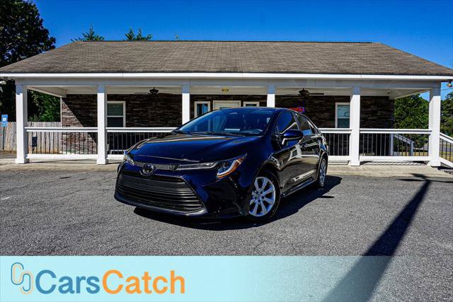 Used 2025 Toyota Corolla LE FWD image 1