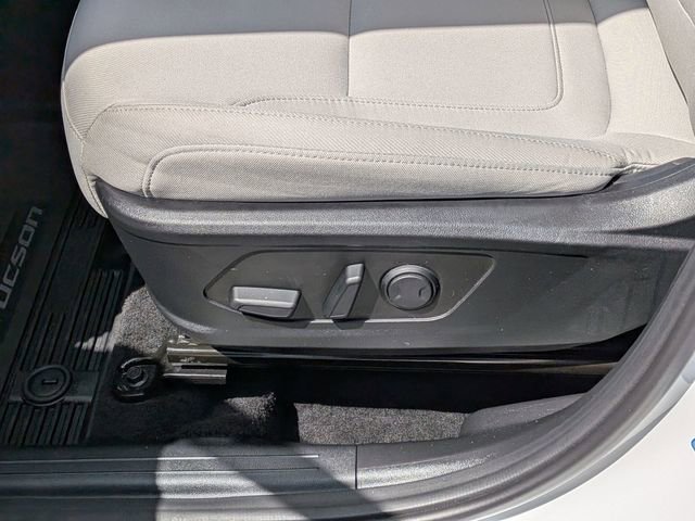 Used 2025 Hyundai Tucson SEL AWD/4WD image 12