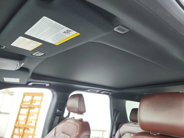 Used 2024 Ford Expedition Limited image 17