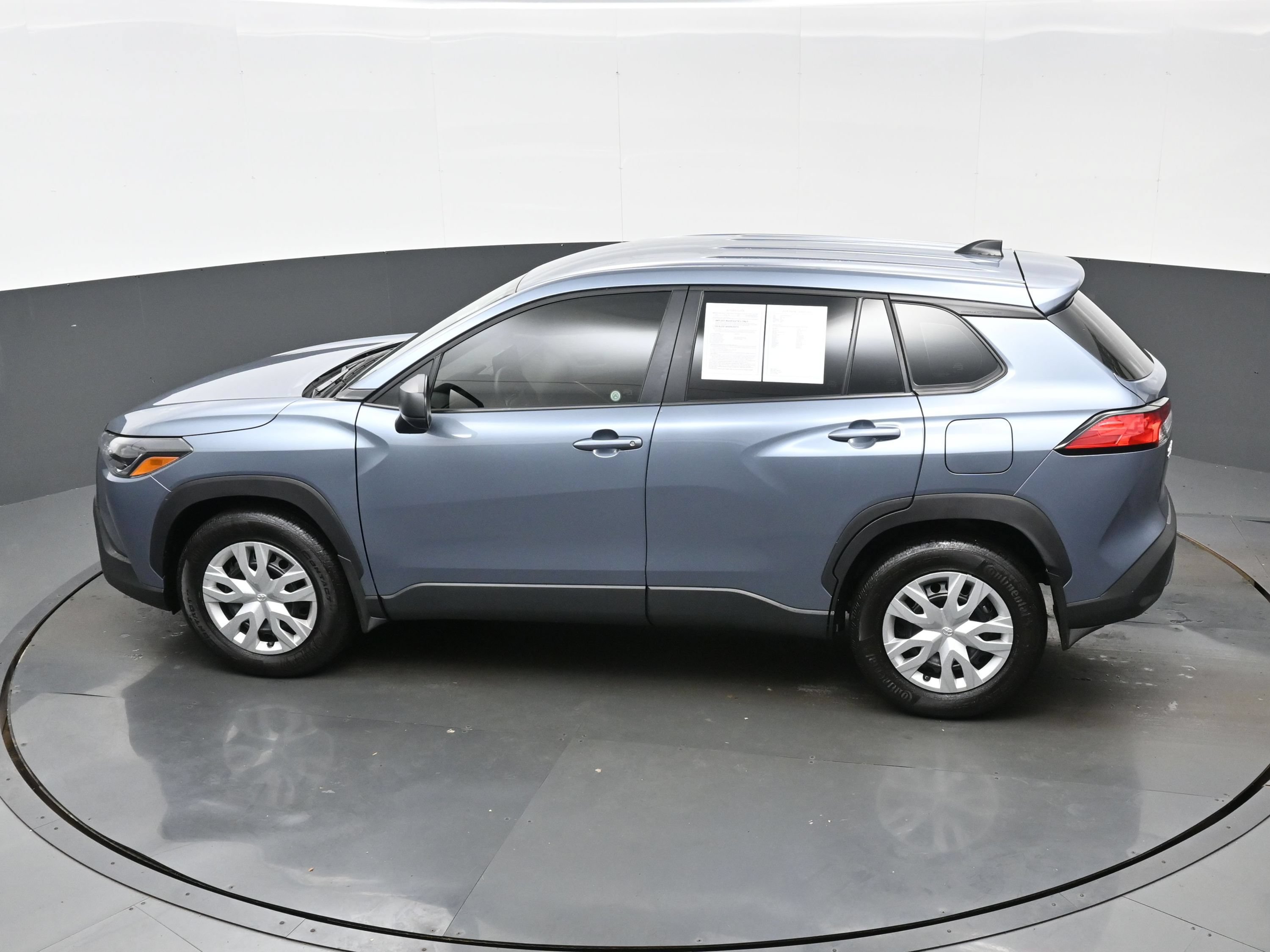 Used 2024 Toyota Corolla Cross L FWD image 34