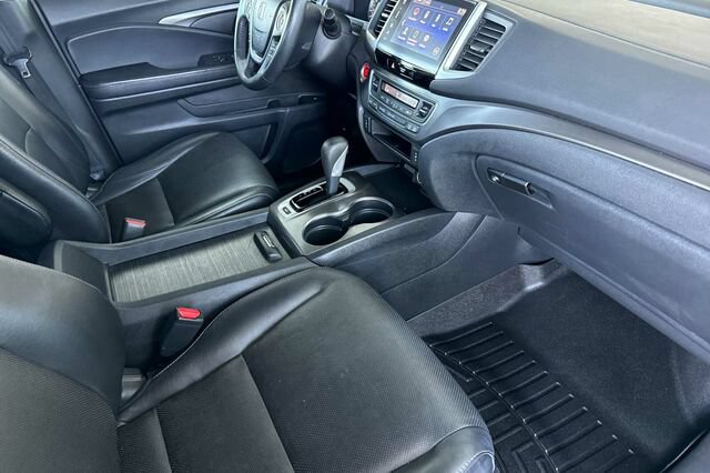Used 2017 Honda Ridgeline RTL-T image 15