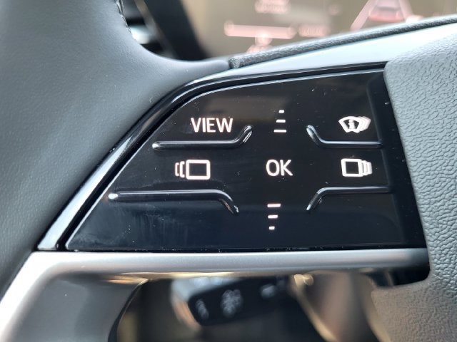 Used 2025 Audi Q5 Premium w/ Premium Plus AWD/4WD image 12