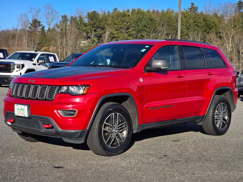 Used 2017 Jeep Grand Cherokee Trailhawk image 2