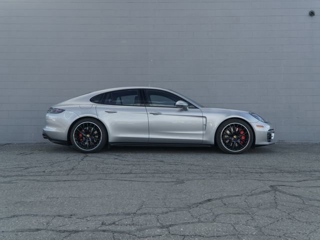 Certified 2022 Porsche Panamera GTS image 8
